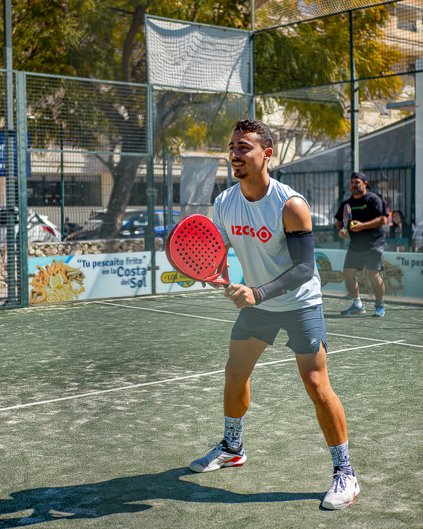 Padel athlete ready to receive on court